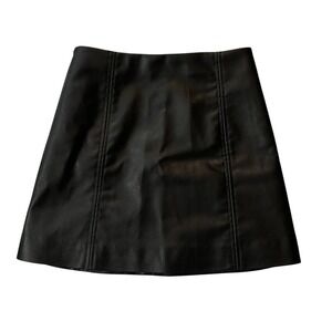 H&M Faux Leather‎ Mini Skirt Black A-Line Short Zipper Back Women's Size US 2